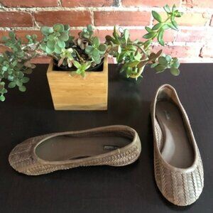 Gee WaWa brown leather flats